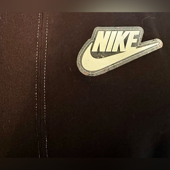 Very Gently Used!🤩NIKE!😎Athletic/Bat Wing/t-shirt/Size-XS - Picture 7 of 10